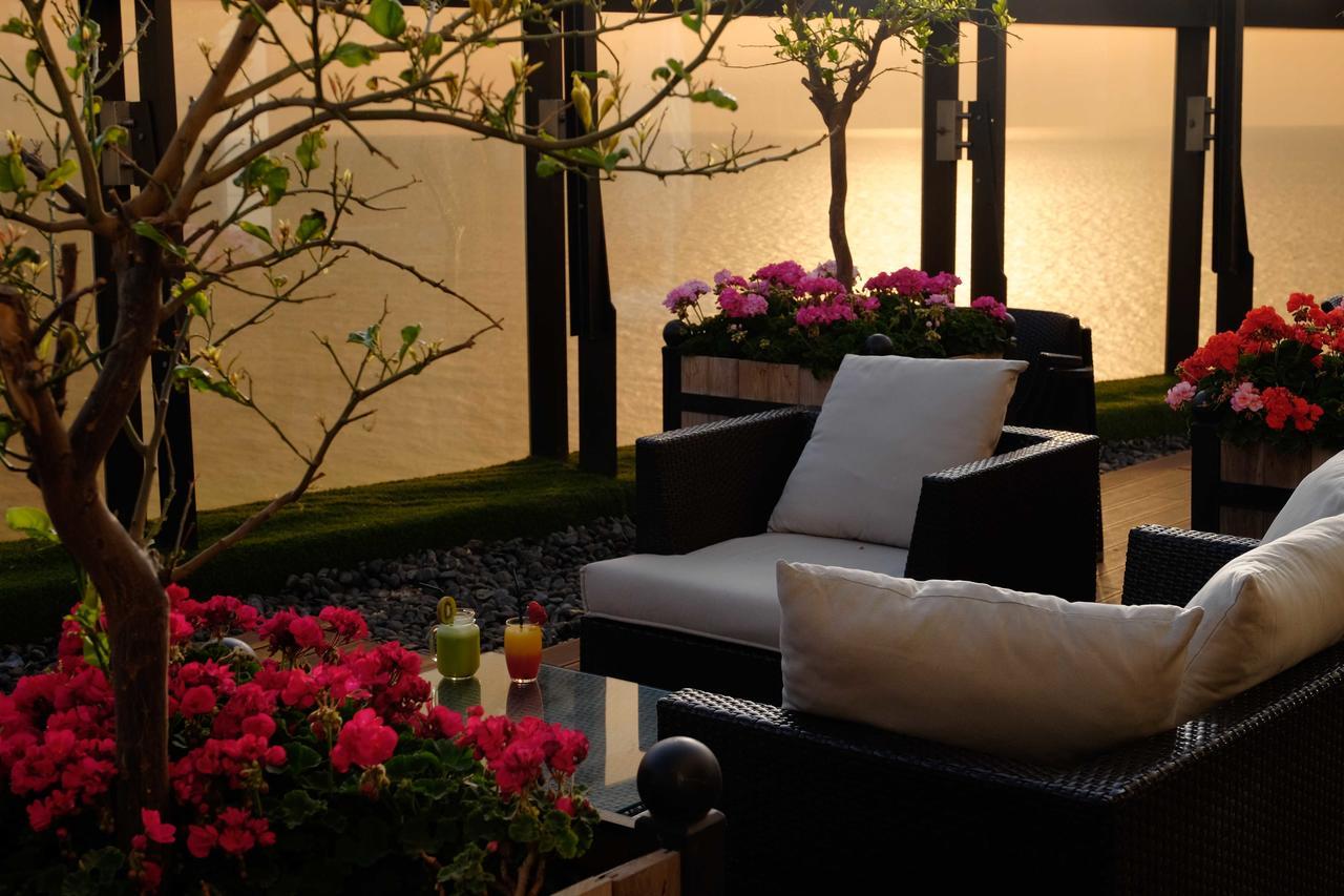 Lancaster Plaza 5*